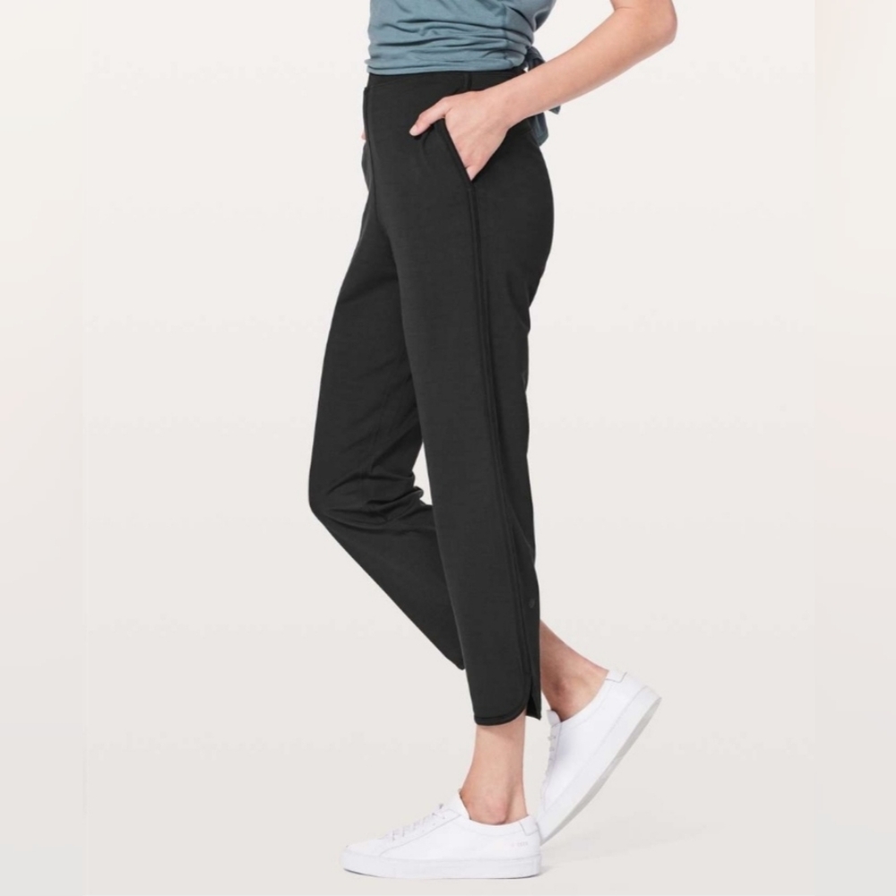 Lululemon Every Moment Pant *26"Black size 6 - Picture 3 of 12